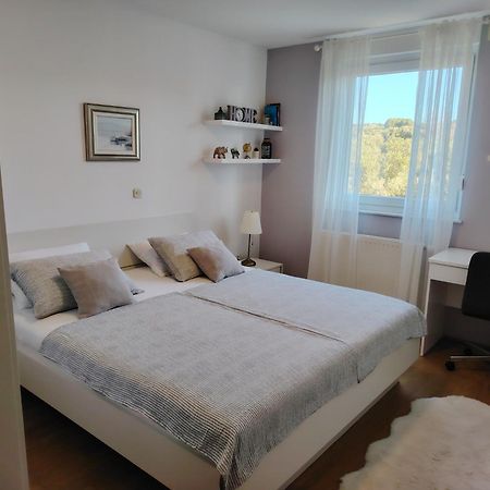 Luxury Beach Apartment Biograd Na Moru Esterno foto