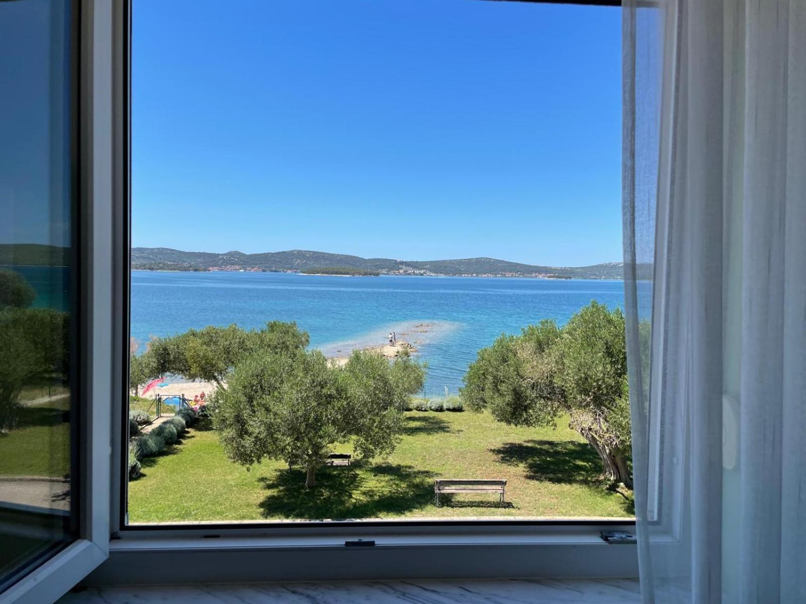 Luxury Beach Apartment Biograd Na Moru Esterno foto